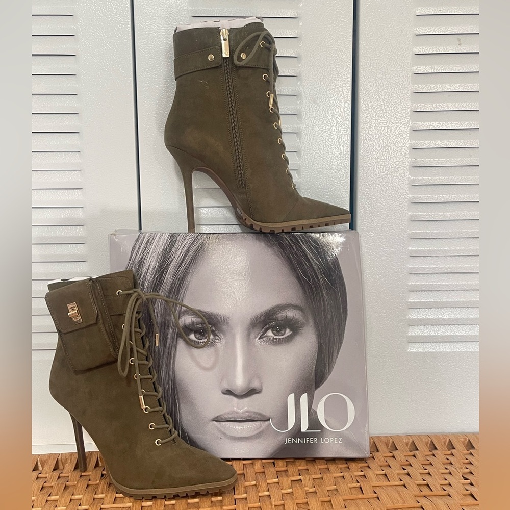 Jennifer Lopez Military Boots Size 9